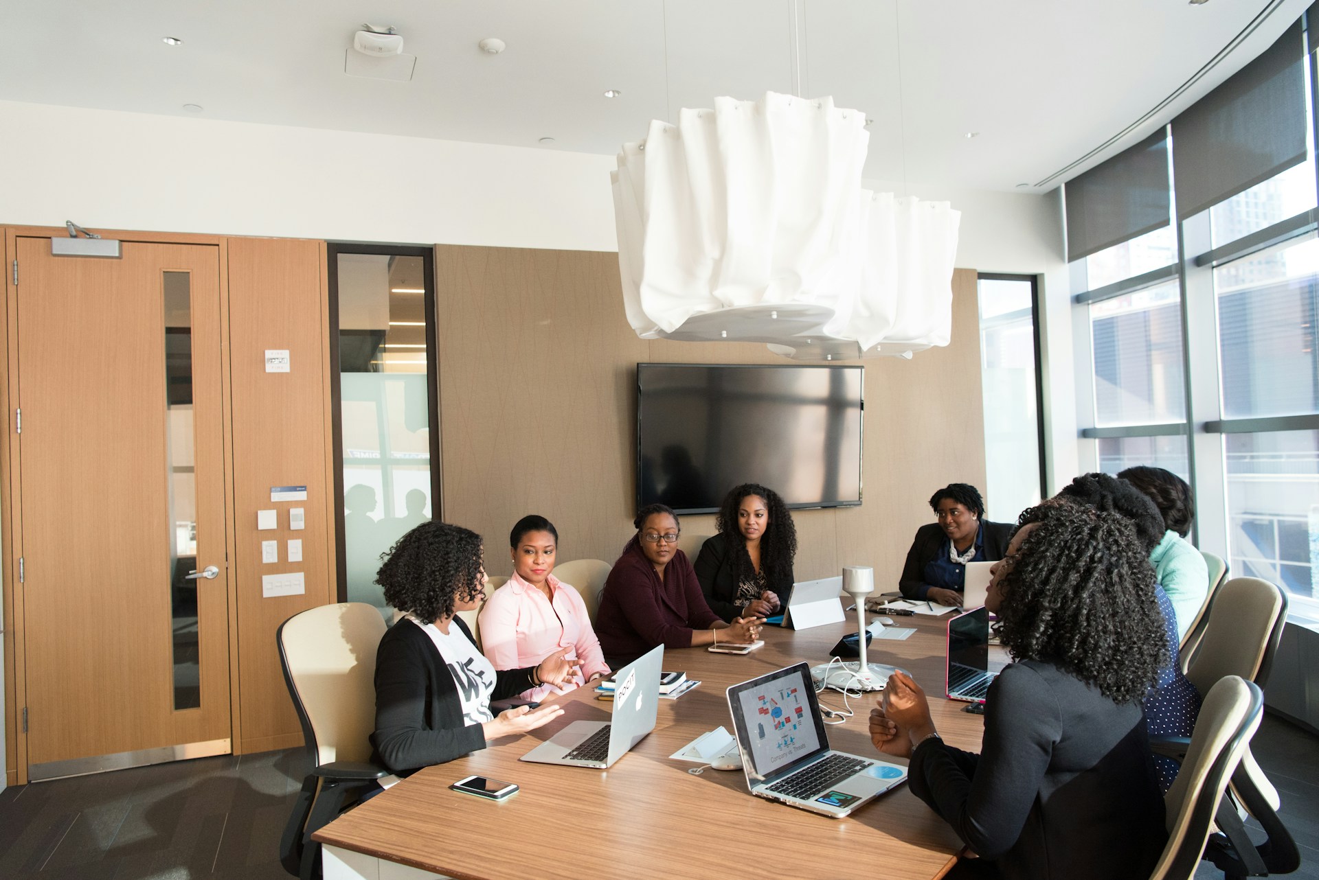 How HR Services in Norfolk VA Address Springtime Internal Needs